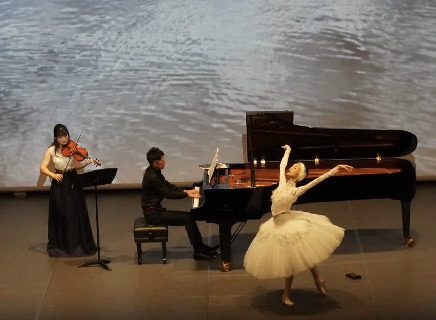 ラフマニノフの新曲、白鳥なども 公演終了 西神中央
