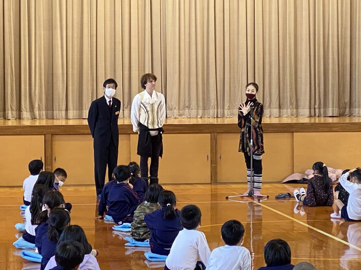 夢プロジェクト 小学校にてレクチャーとパフォーマンス行いました。