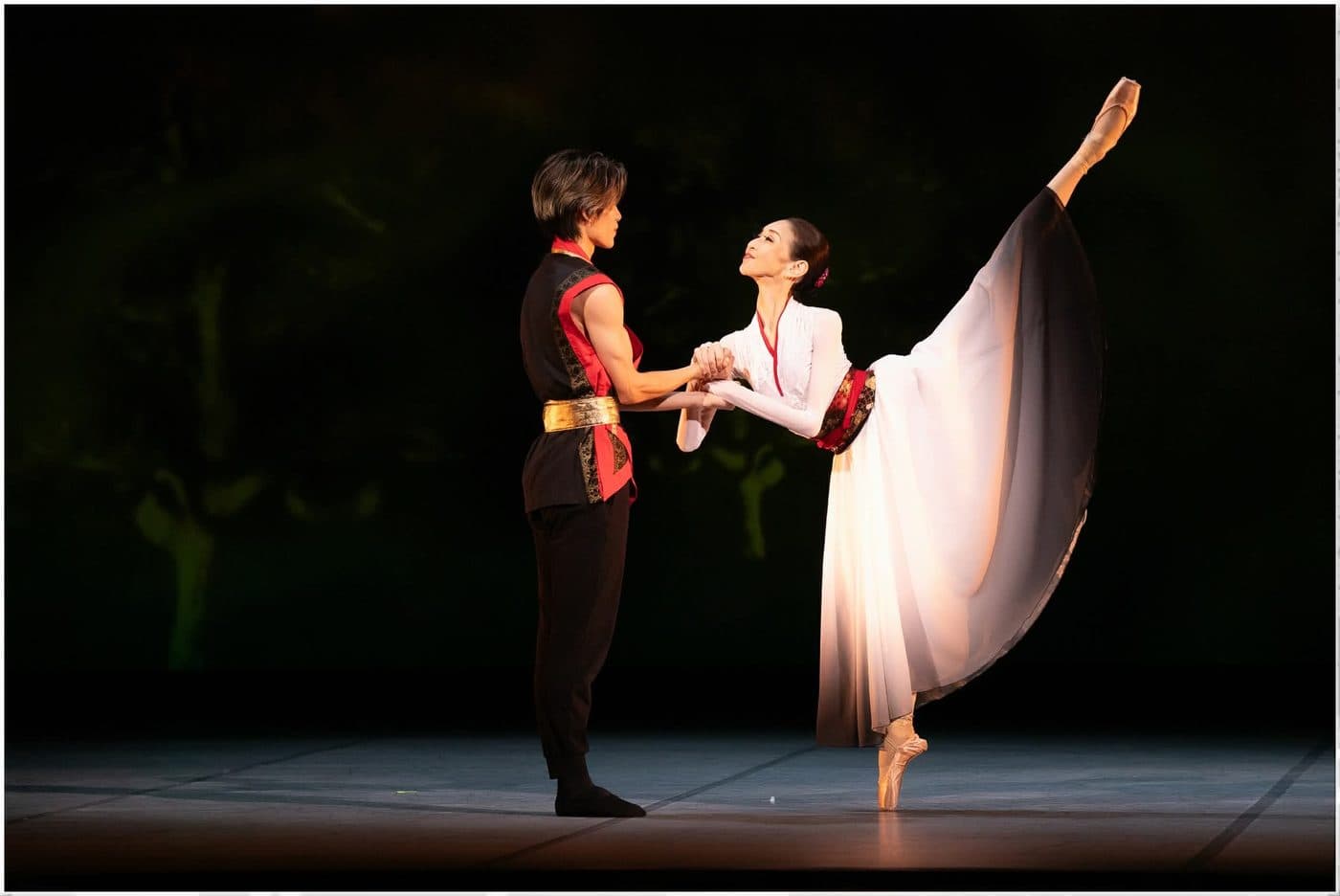 人生の区切り 鶴の恩返し世界の国立歌劇場で 幕をおろせました 涙