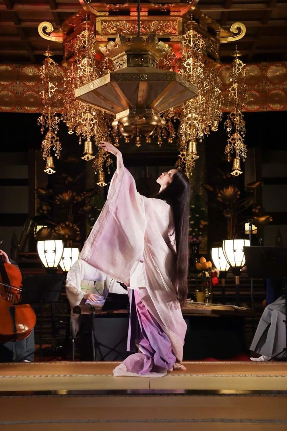 虚空蔵法輪寺にて、「幽玄の舞」終了『小督局』『白鳥』『バッハ無伴奏』を踊らせて頂きました。